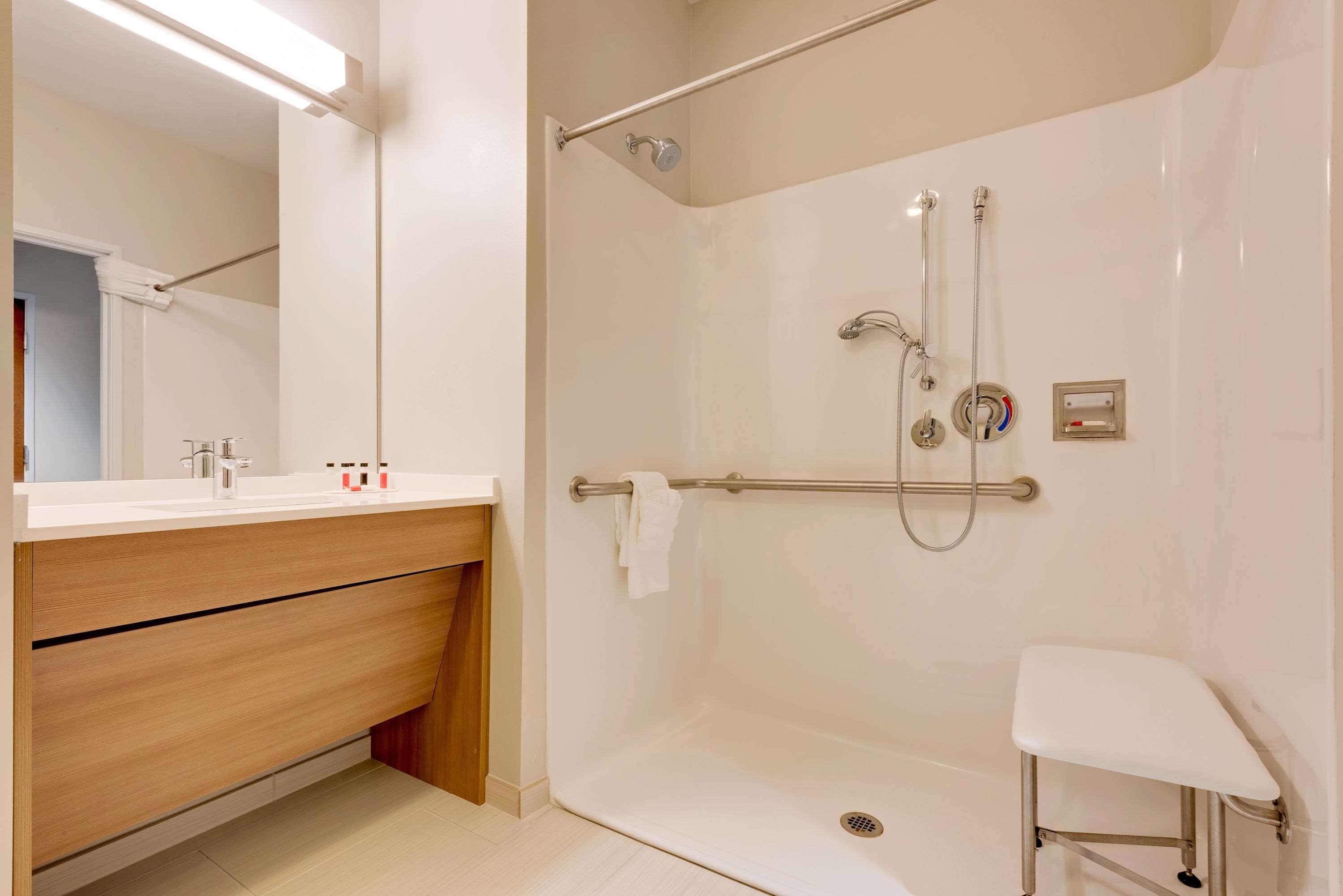 Microtel Inn & Suites By Wyndham קלריון מראה חיצוני תמונה