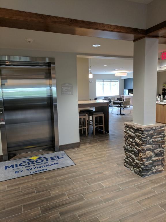 Microtel Inn & Suites By Wyndham קלריון מראה חיצוני תמונה