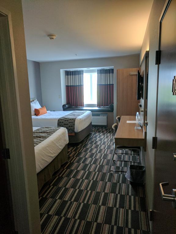Microtel Inn & Suites By Wyndham קלריון מראה חיצוני תמונה
