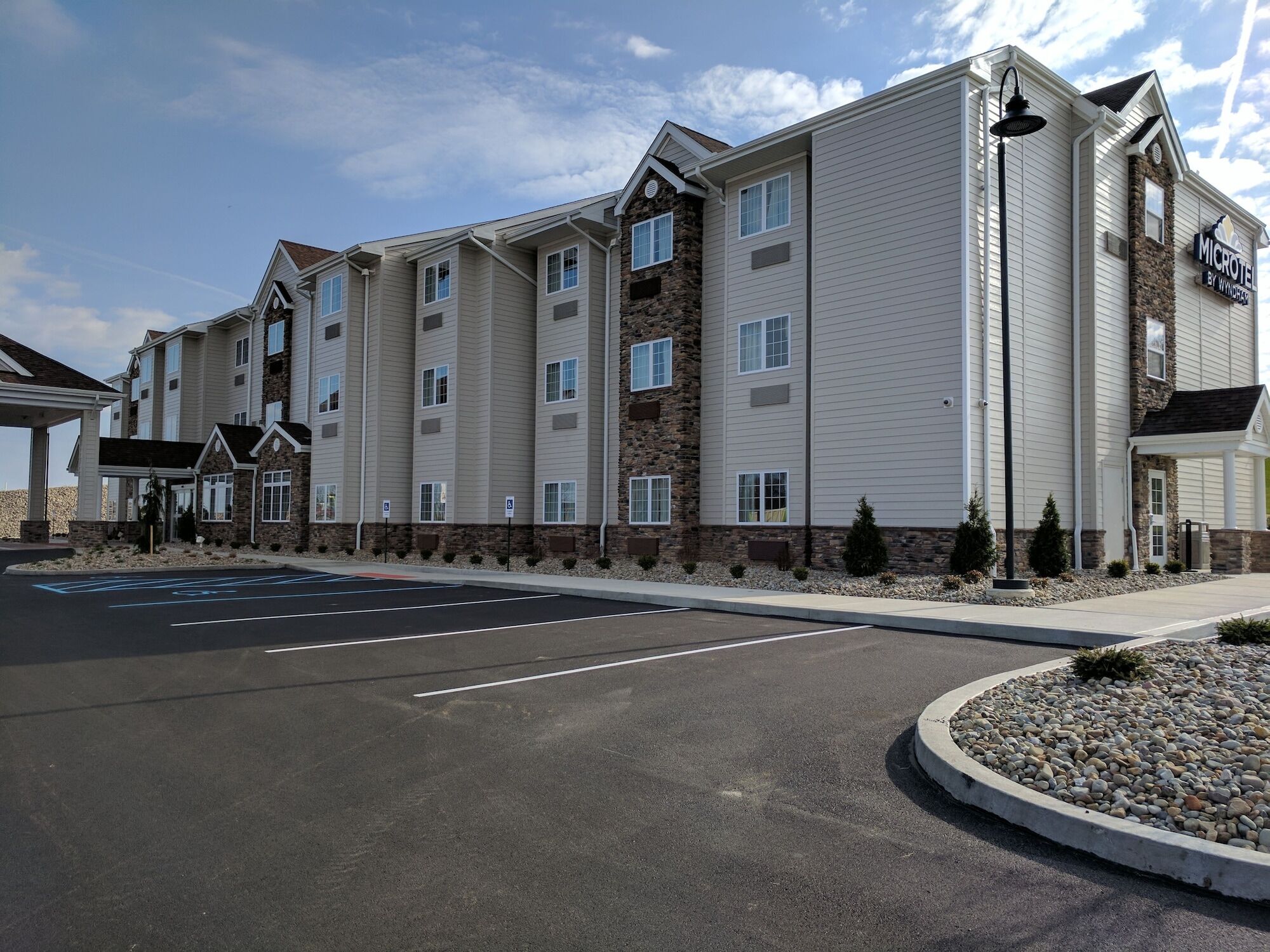 Microtel Inn & Suites By Wyndham קלריון מראה חיצוני תמונה